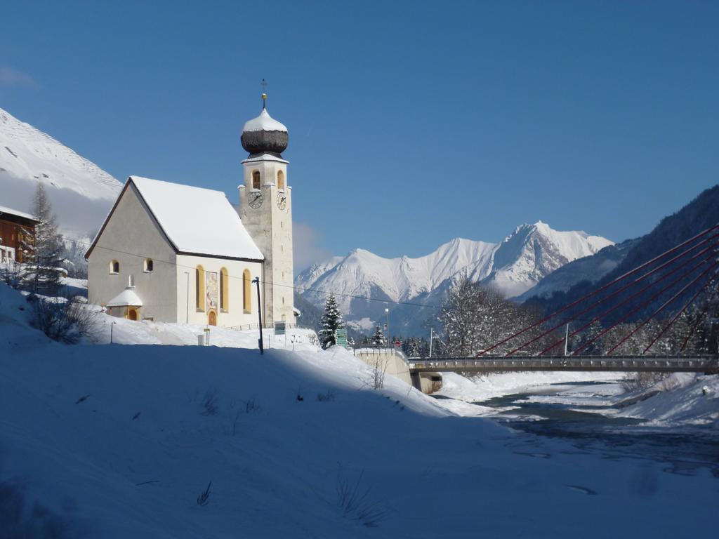 Adlernest Lechtal Villa Бах Стая снимка